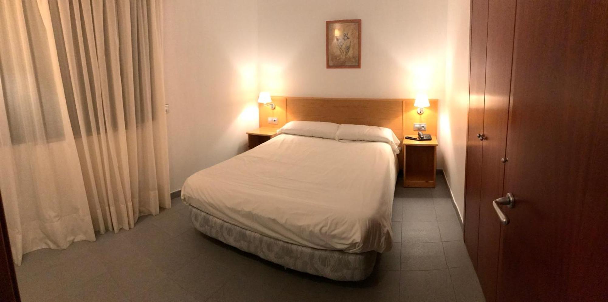 Apartamentos Turisticos Roc Del Castell Канилло Экстерьер фото