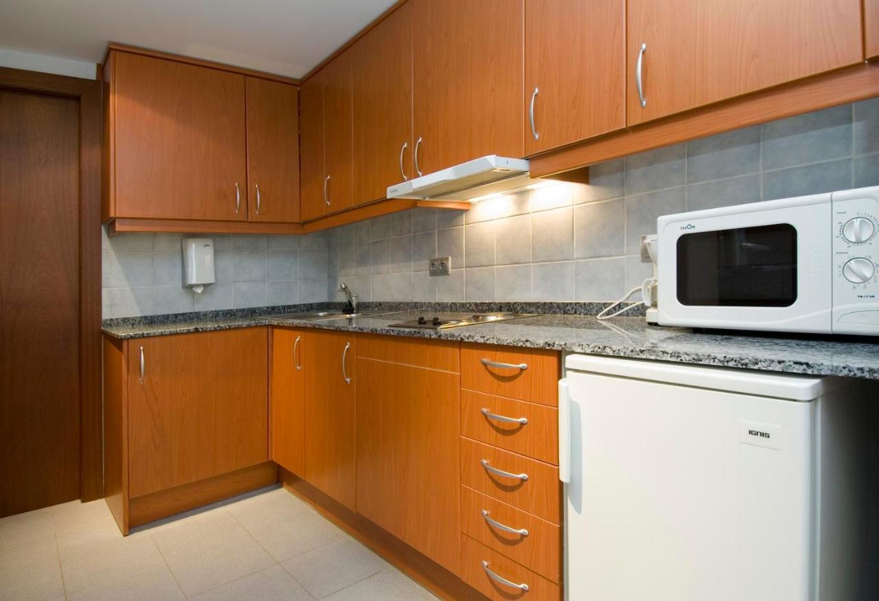 Apartamentos Turisticos Roc Del Castell Канилло Экстерьер фото